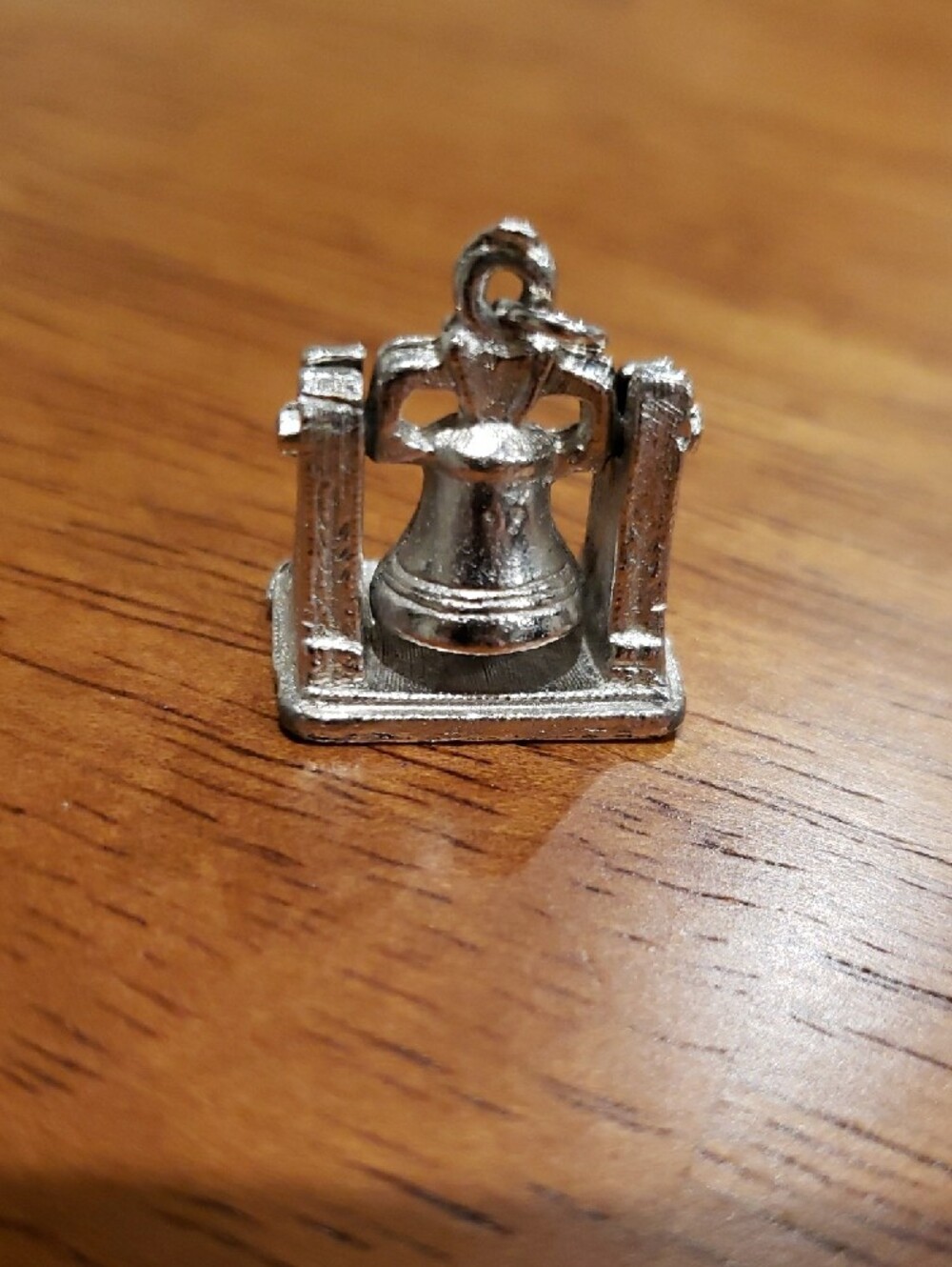 Silver Liberty Bell Charm Pendant - Vintage New - Picture 2 of 6